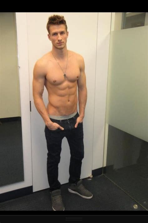 free gay hunk|Gay Hunks and Gay Porn at Free Gay Tube.